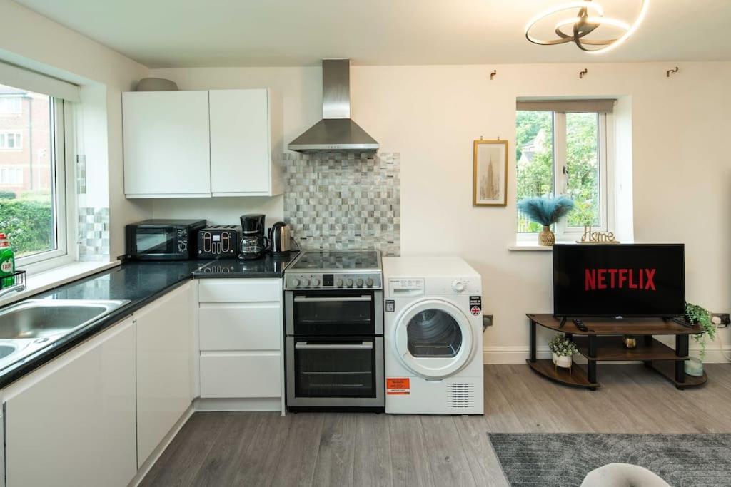 Apartamento Cozy Retreat Near Heathrow Airport *